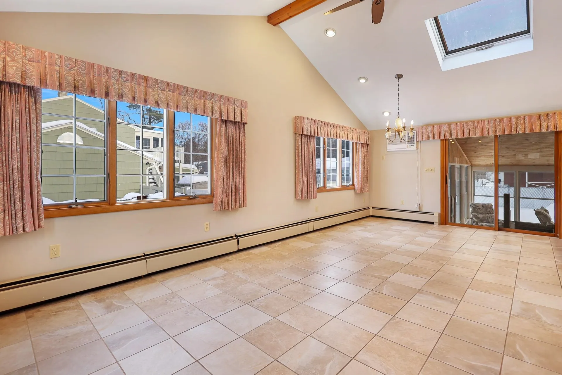 8 Cole Street Salem NH 03079