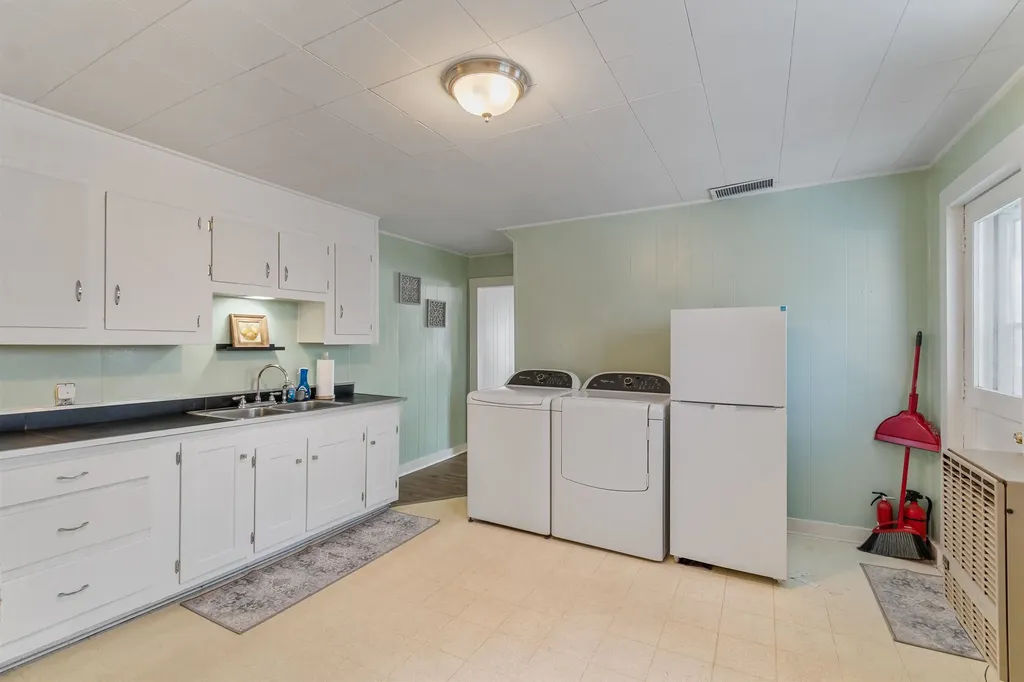 16-18 South Elm Street St. Albans City VT 05478