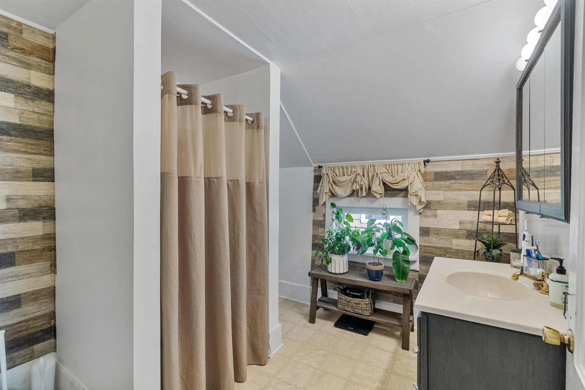 16-18 South Elm Street St. Albans City VT 05478