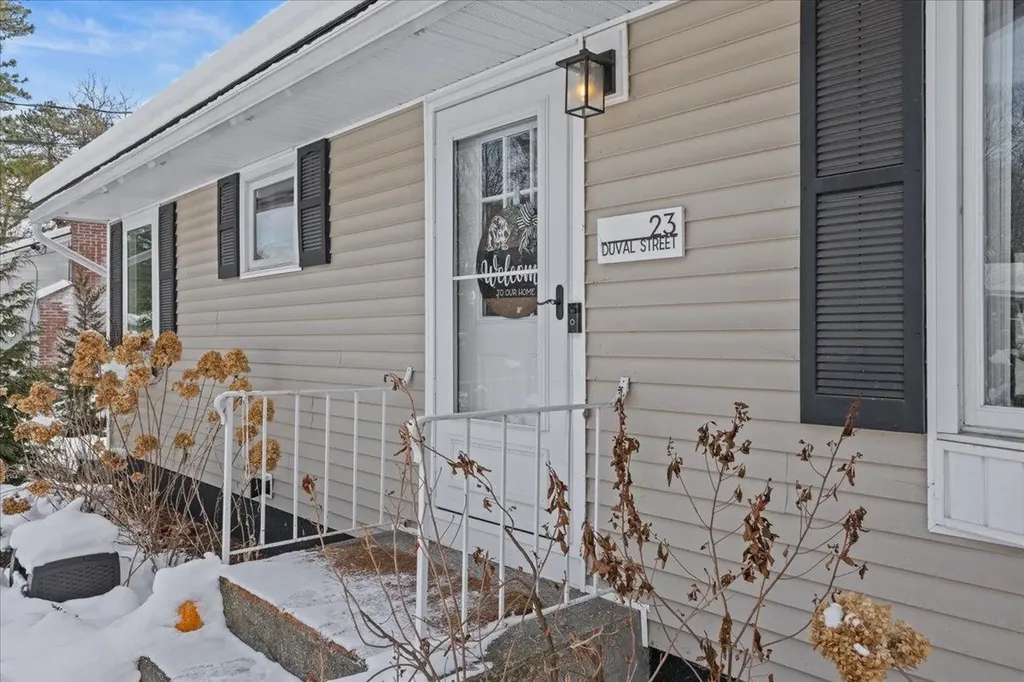 23 Duval Street South Burlington VT 05403