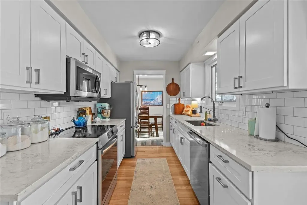 23 Duval Street South Burlington VT 05403