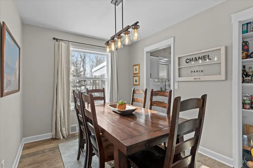 23 Duval Street South Burlington VT 05403