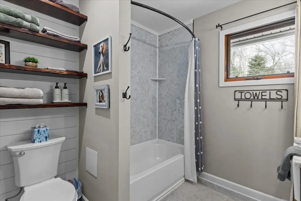 23 Duval Street South Burlington VT 05403