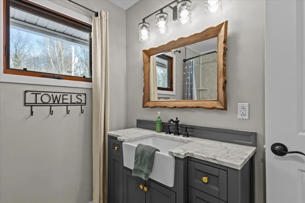 23 Duval Street South Burlington VT 05403