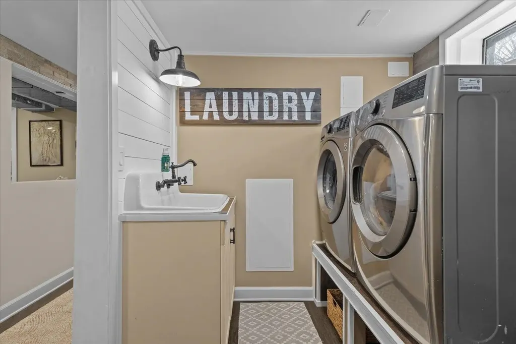 23 Duval Street South Burlington VT 05403