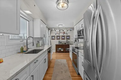 23 Duval Street South Burlington VT 05403