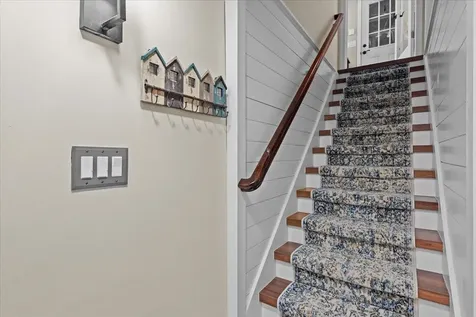 23 Duval Street South Burlington VT 05403