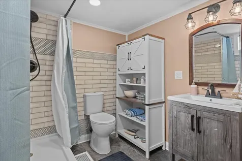 23 Duval Street South Burlington VT 05403