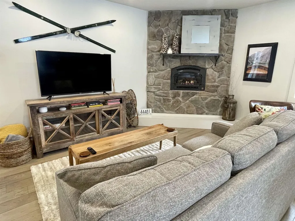 1457 Mountain Road Stowe VT 05672