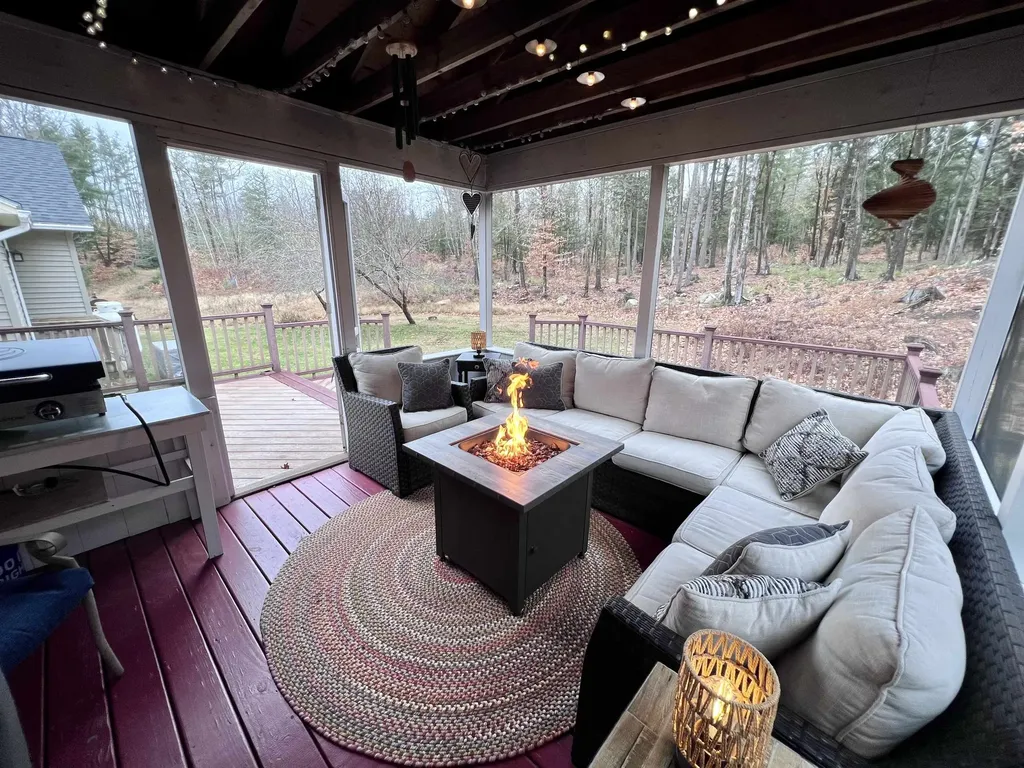 92 Milton Road Farmington NH 03835