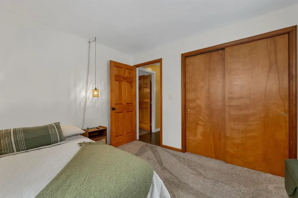 92 Milton Road Farmington NH 03835