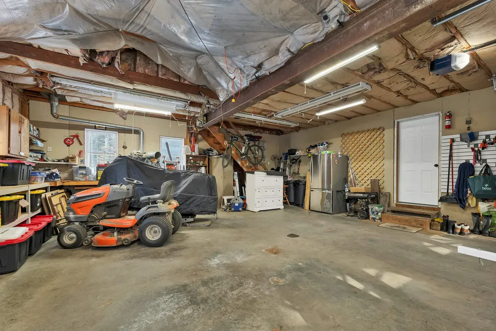 92 Milton Road Farmington NH 03835