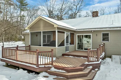 92 Milton Road Farmington NH 03835
