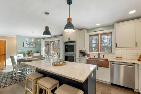 92 Milton Road Farmington NH 03835
