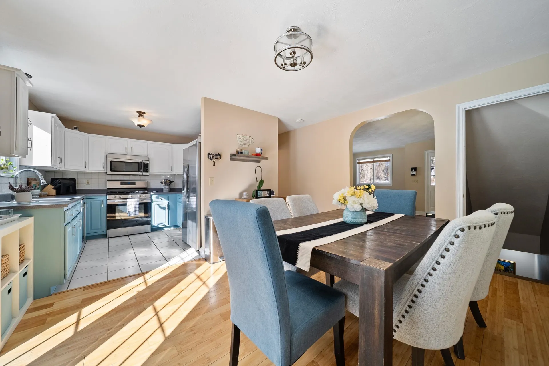 8 Standish Way Amherst NH 03031