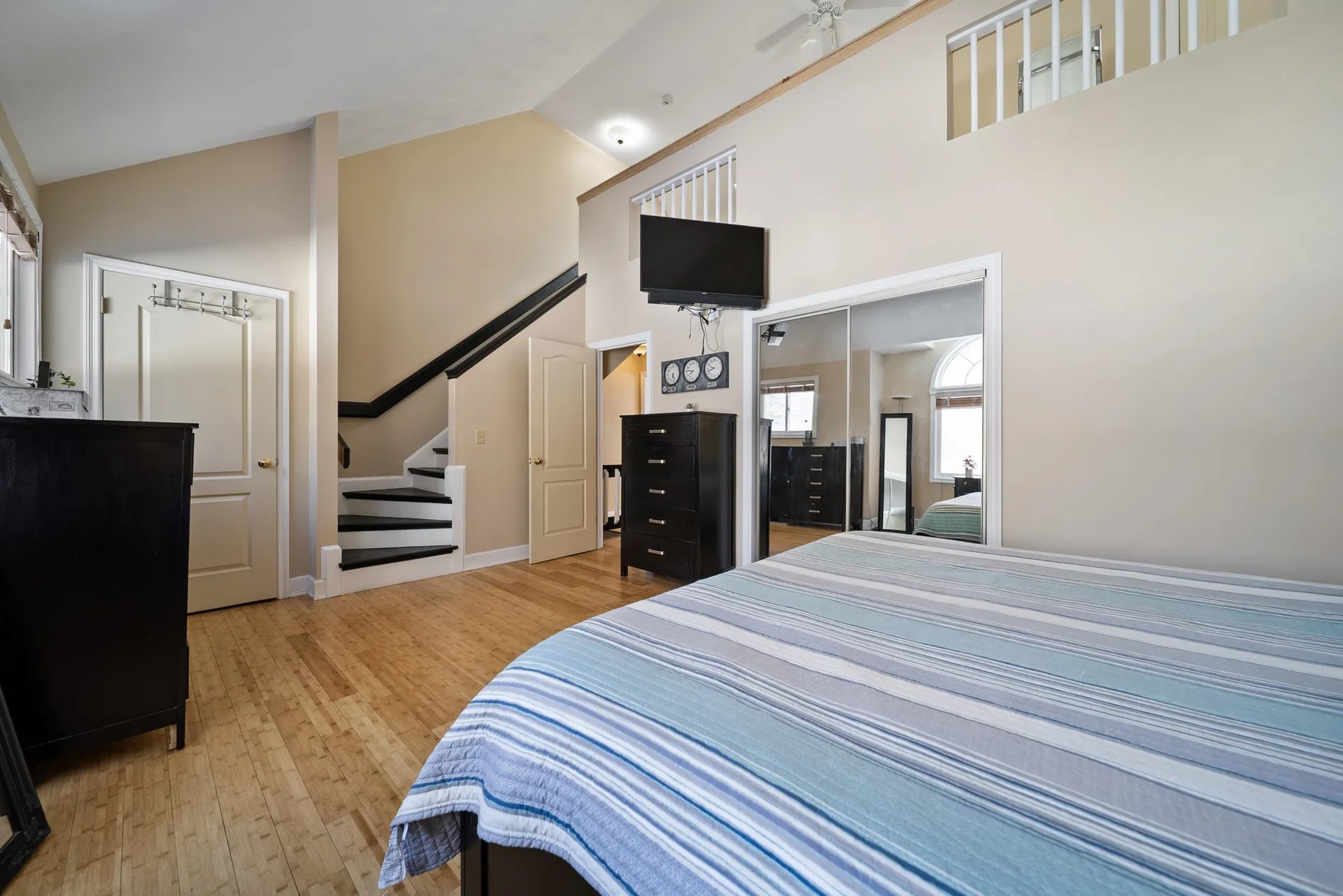 8 Standish Way Amherst NH 03031