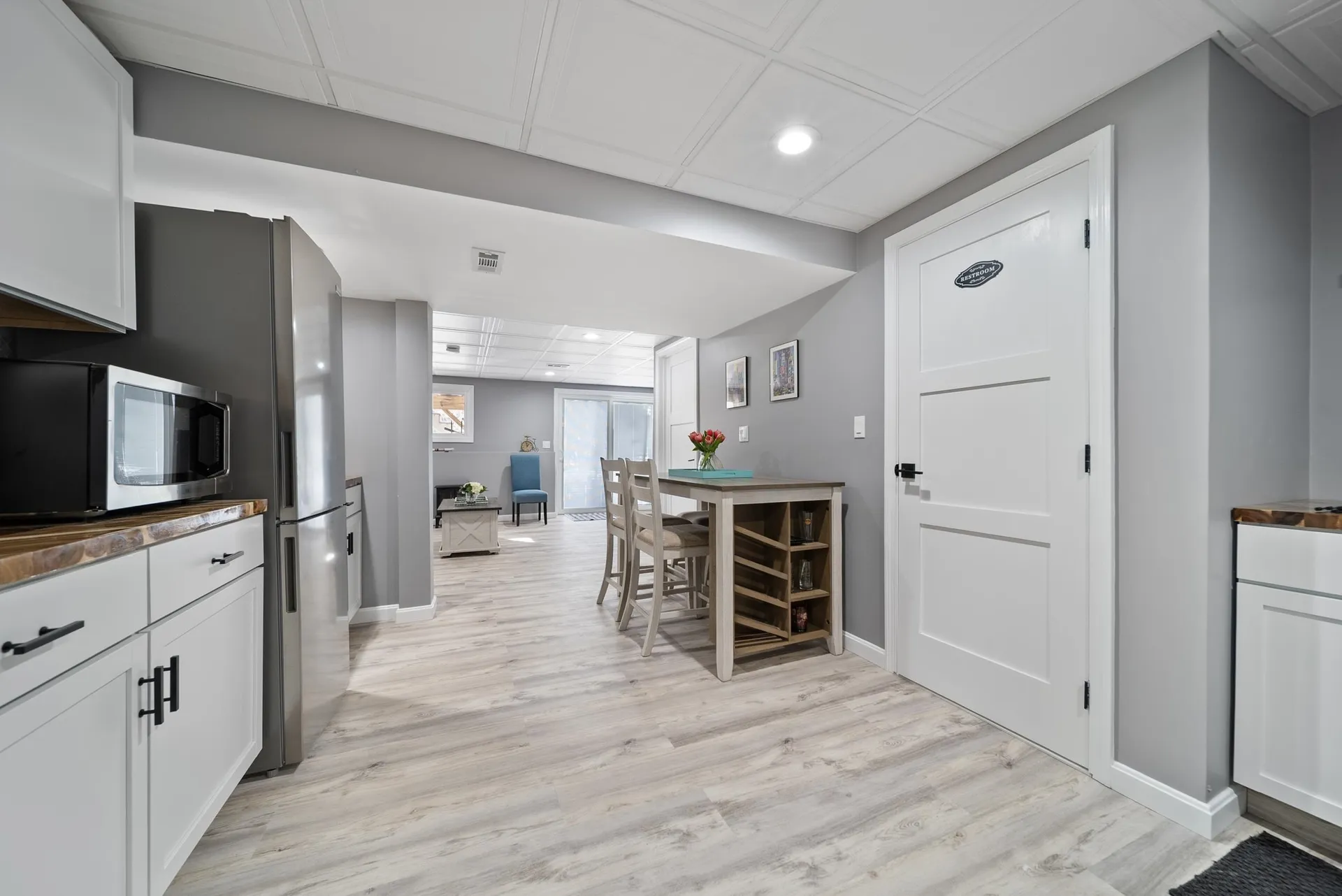 8 Standish Way Amherst NH 03031