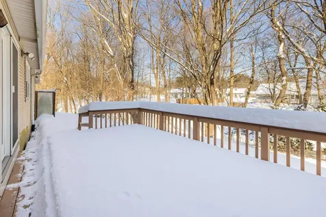 63 Morning Glory Lane Hartford VT 05088