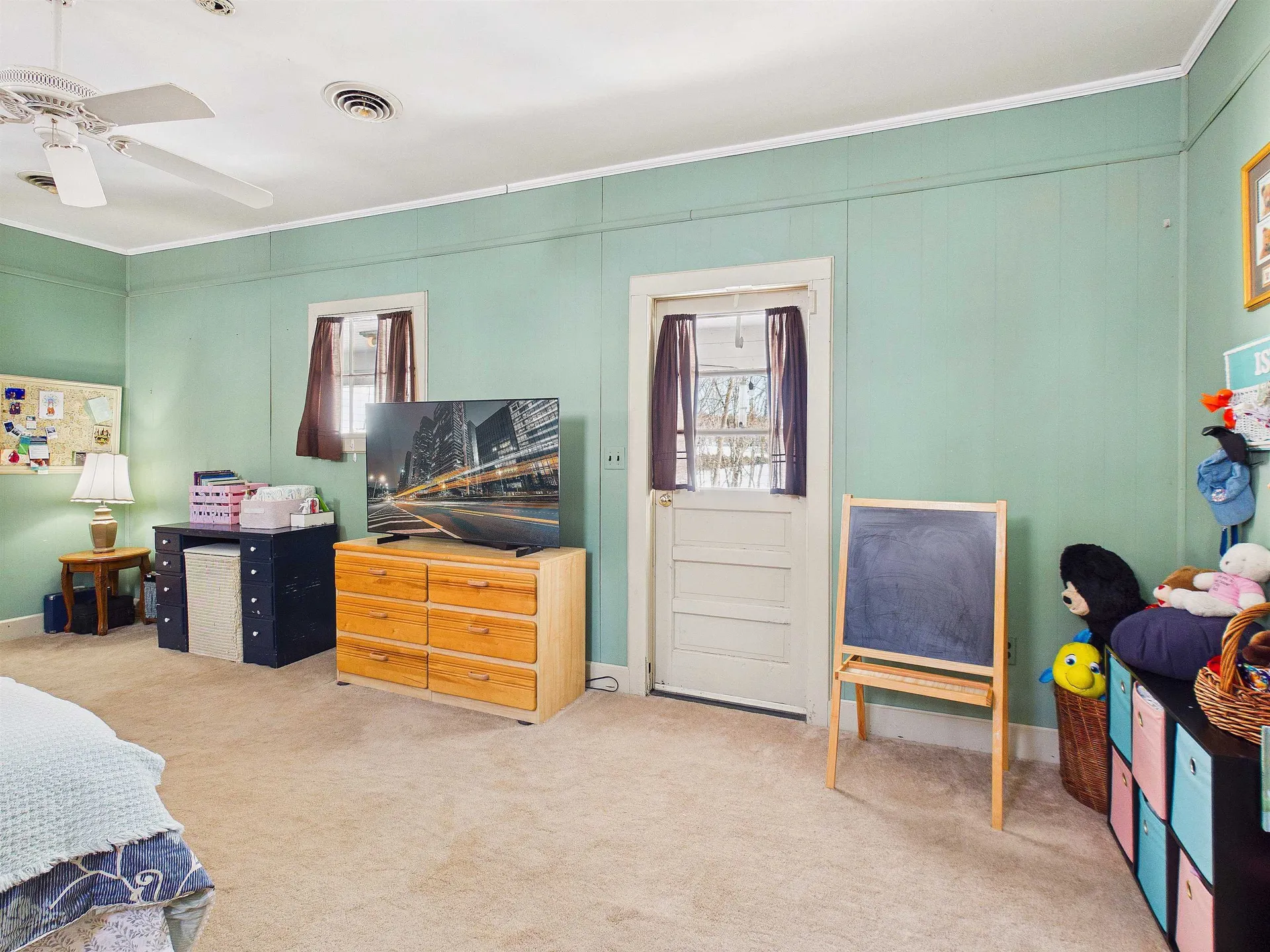 121 Howe Hill Road Pomfret VT 05053