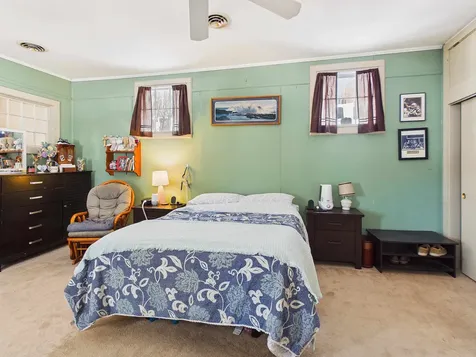 121 Howe Hill Road Pomfret VT 05053