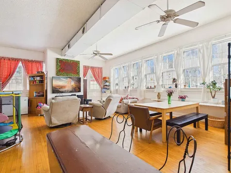 121 Howe Hill Road Pomfret VT 05053