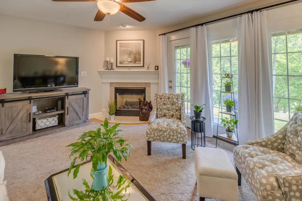 23 Falls Road Thornton NH 03285