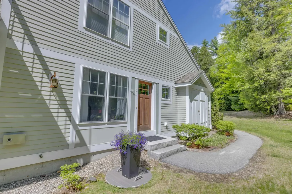 23 Falls Road Thornton NH 03285