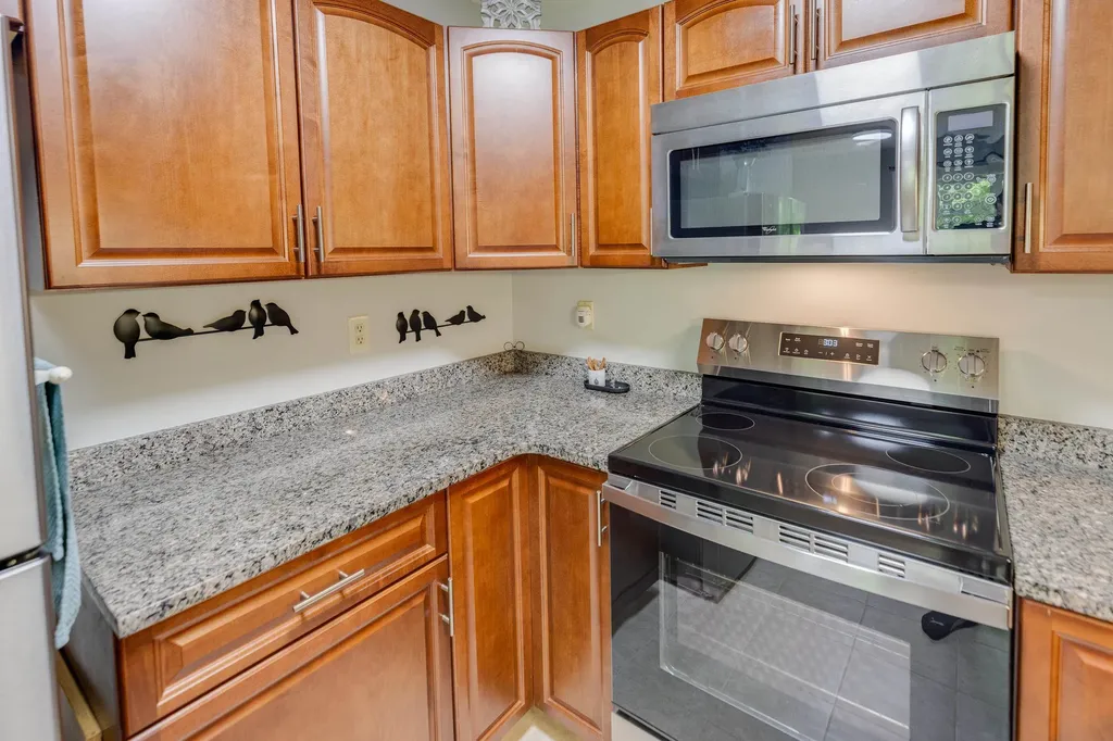 23 Falls Road Thornton NH 03285