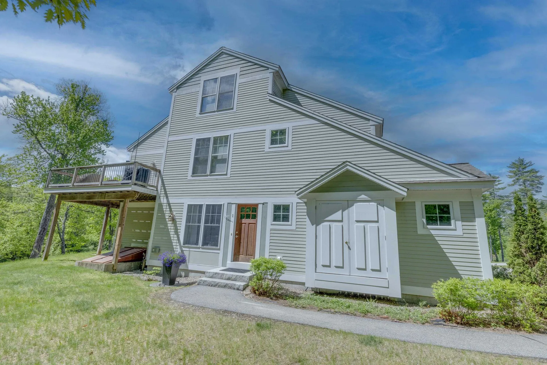 23 Falls Road Thornton NH 03285