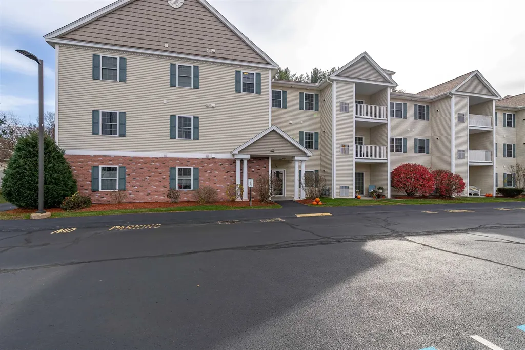 65 Fordway Extension Derry NH 03038