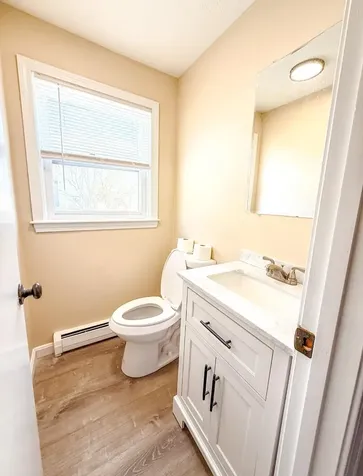 4 Norman Drive Derry NH 03038