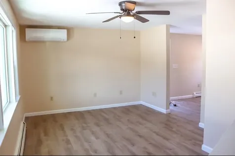 4 Norman Drive Derry NH 03038