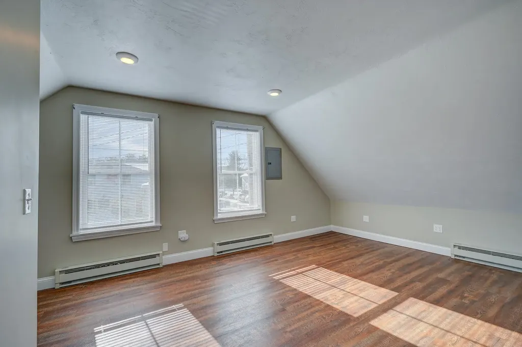 76 Main Street Conway NH 03818