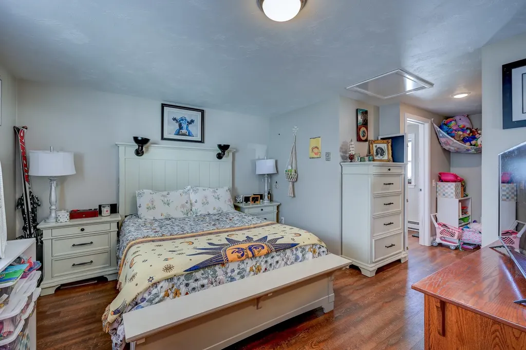 76 Main Street Conway NH 03818