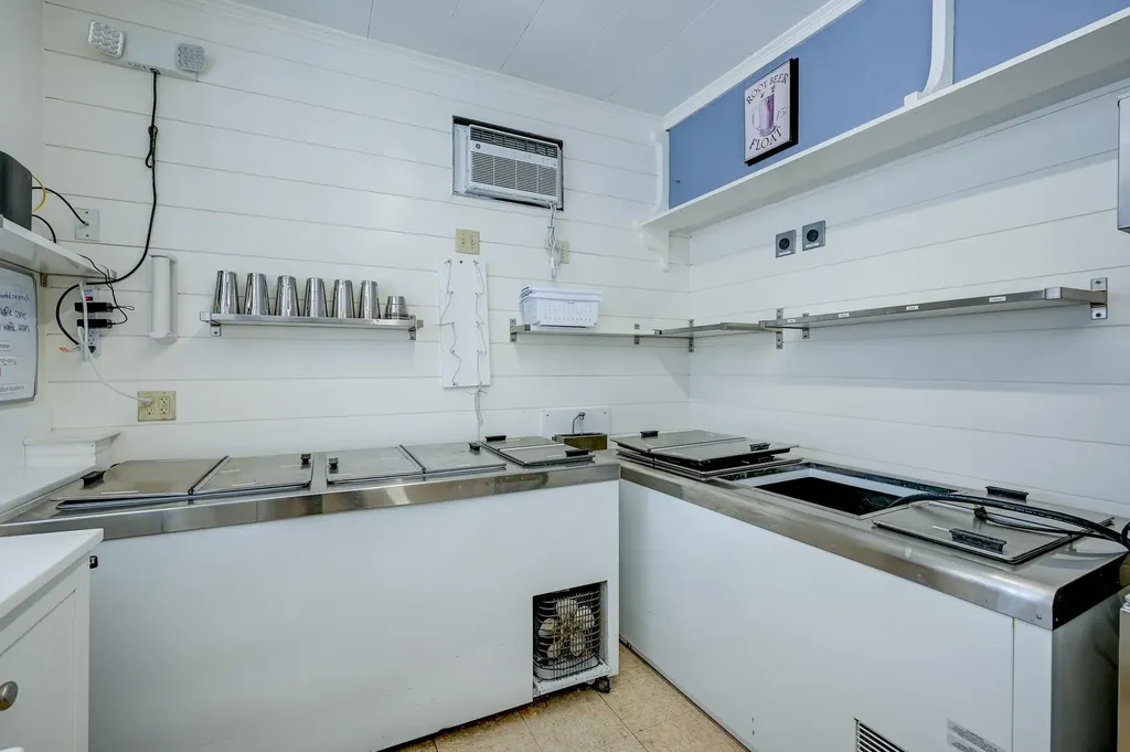 76 Main Street Conway NH 03818