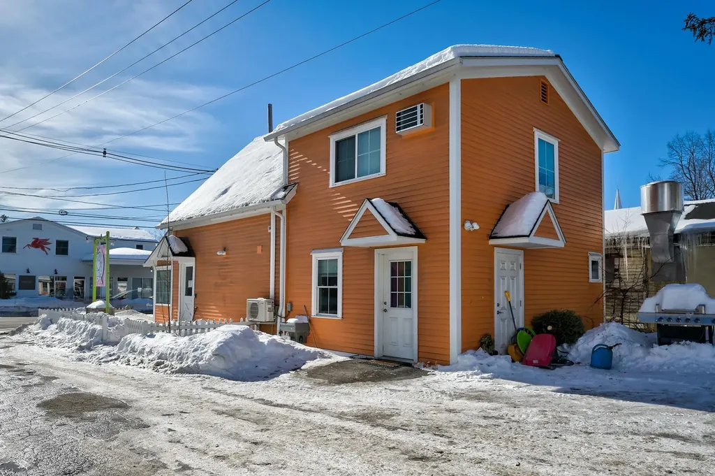 76 Main Street Conway NH 03818