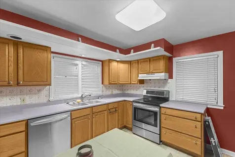 101 Village Green Burlington VT 05408