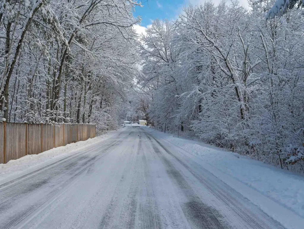 22 Olde Country Village Road Londonderry NH 03053