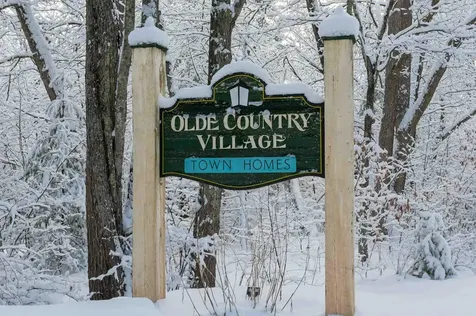 22 Olde Country Village Road Londonderry NH 03053