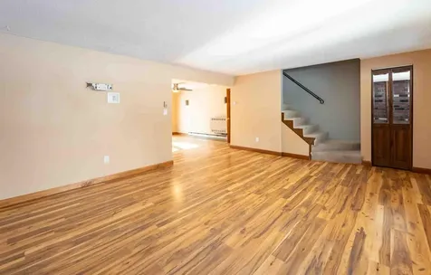 22 Olde Country Village Road Londonderry NH 03053