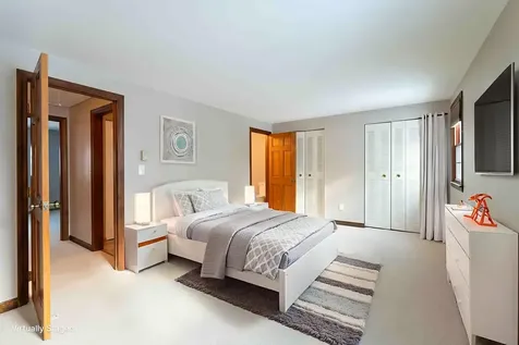 22 Olde Country Village Road Londonderry NH 03053