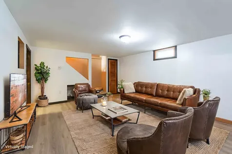 22 Olde Country Village Road Londonderry NH 03053