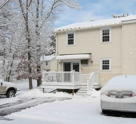 22 Olde Country Village Road Londonderry NH 03053