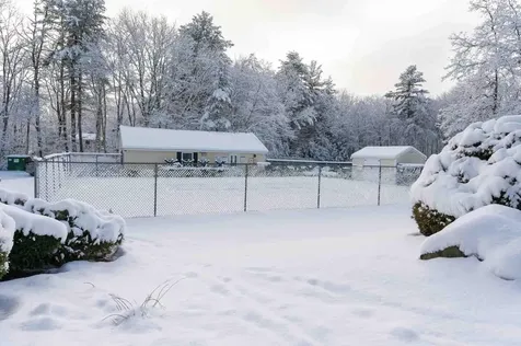 22 Olde Country Village Road Londonderry NH 03053