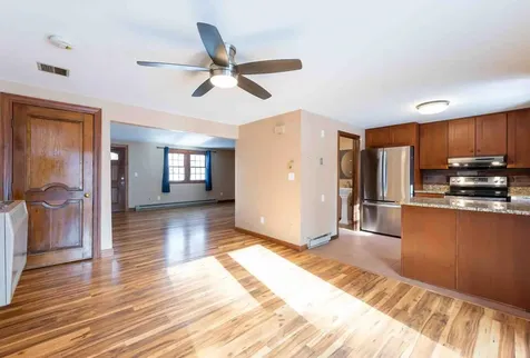 22 Olde Country Village Road Londonderry NH 03053