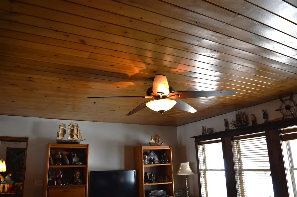 53 Concord Street Belmont NH 03220