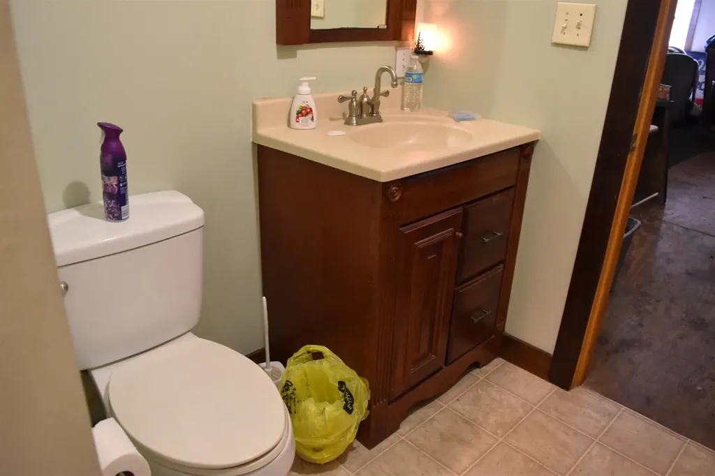 53 Concord Street Belmont NH 03220