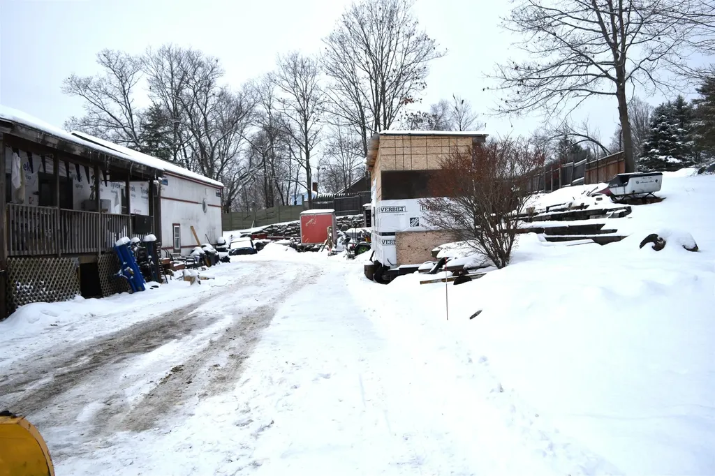 53 Concord Street Belmont NH 03220