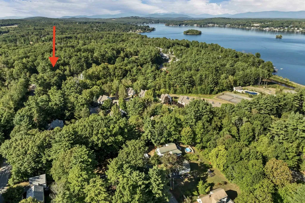 49 Brian Lane Laconia NH 03246