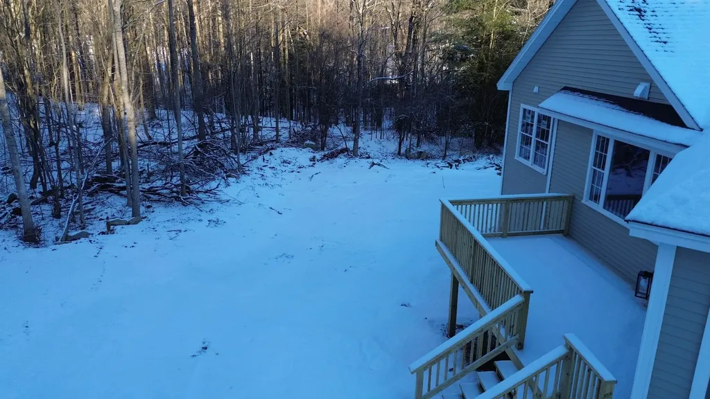 236 Leos Lane Georgia VT 05478